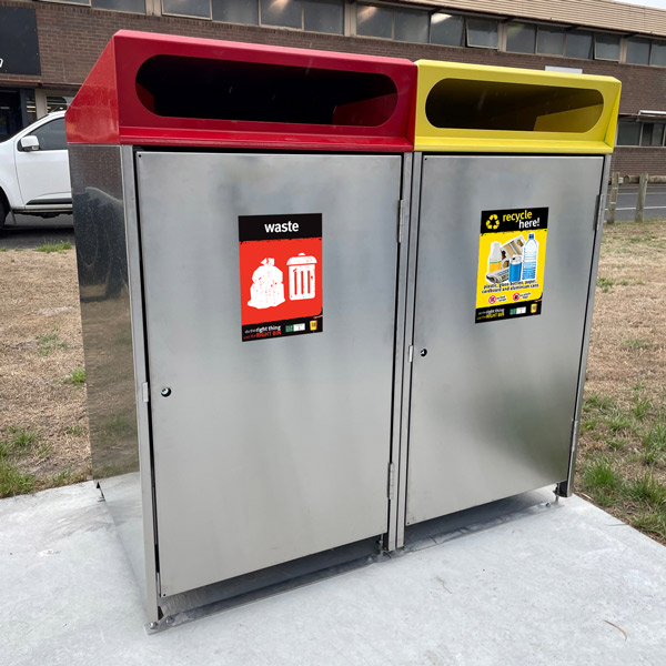 Dual Wheelie Bin Surround