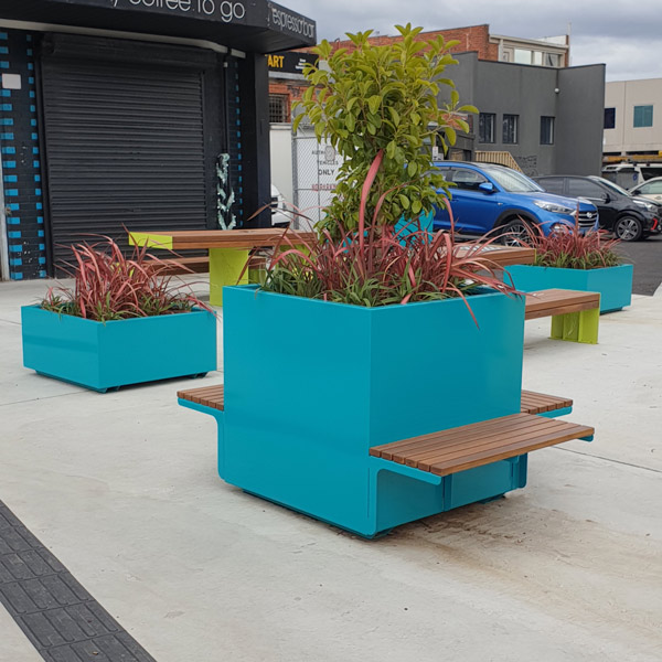 Square Planter with Benches