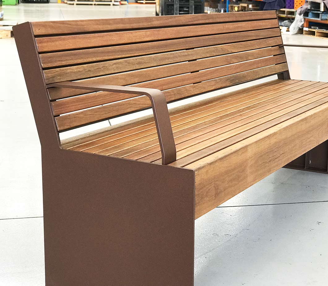 Heavy Duty Park Seat, Spotted Gum timber battens on fully welded frame