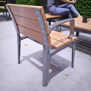 Glenelg Single Seat with back