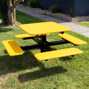 Recycled Plastic Topped Outdoor Table Setting