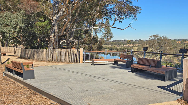 Back to Back Public Seating at K Road Cliffs